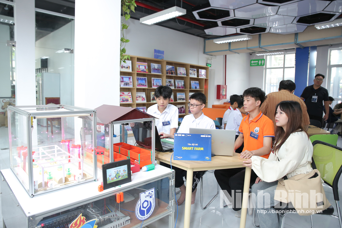 Những gương mặt trẻ đại diện cho thế hệ tiên phong đưa khoa học công nghệ đến gần hơn với đời sống.