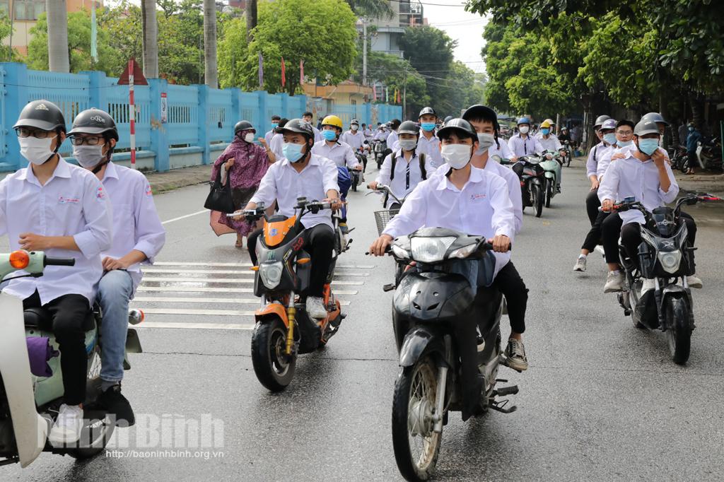 ghi nhận 2 ngày thi